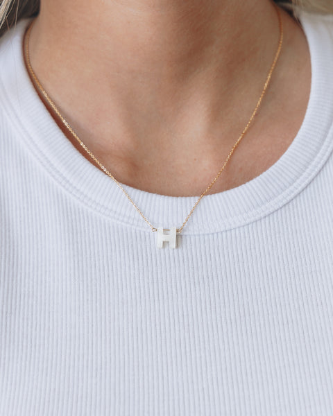 Mother of Pearl 18K Gold Round Initial Charm Necklace | White Black Mu –  Oblession